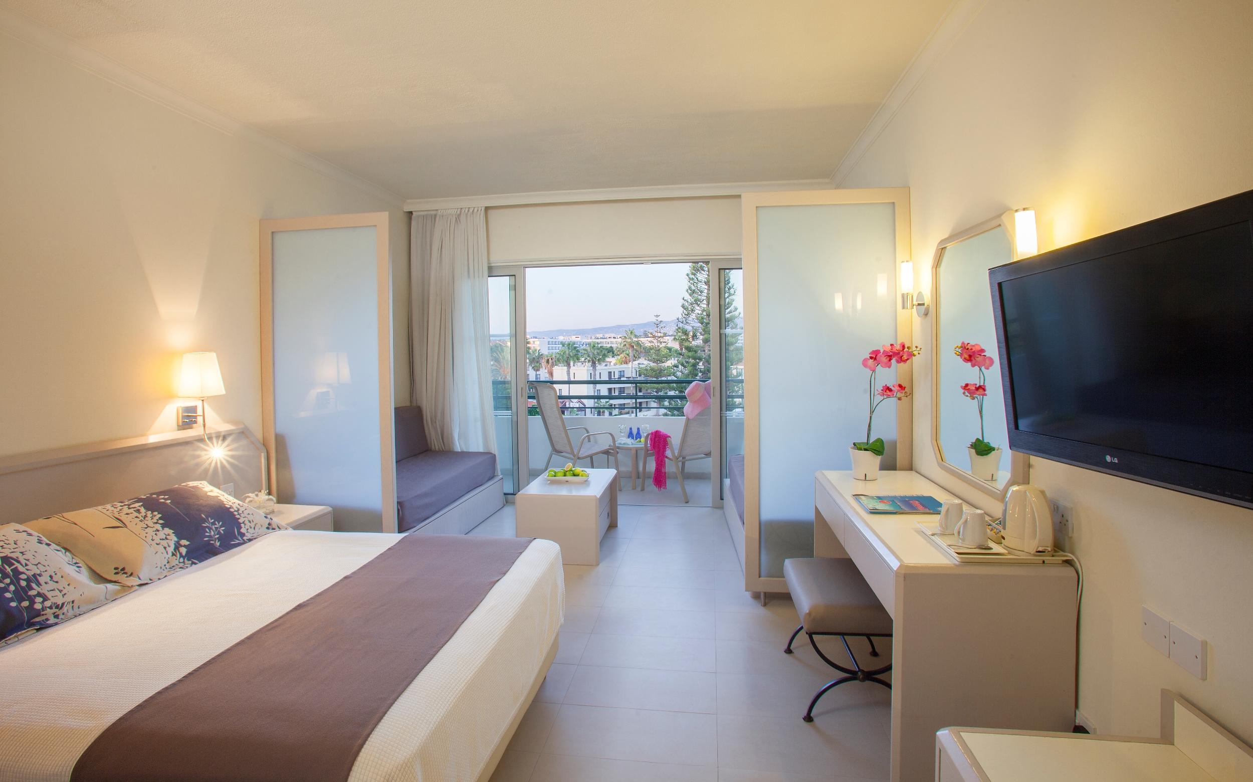 Louis Imperial Beach Paphos Eksteriør billede
