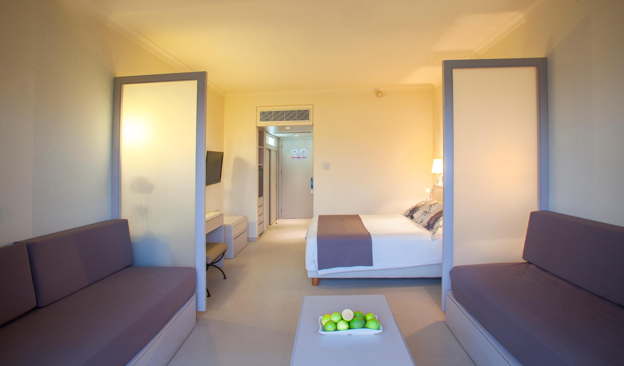 Louis Imperial Beach Paphos Eksteriør billede